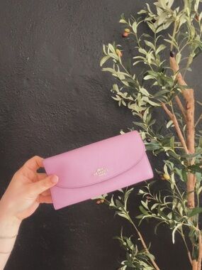 Coach Lavender Pink Leather Wallet